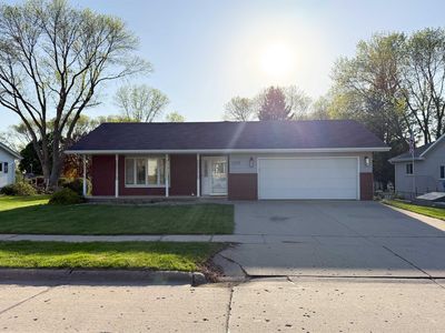1239 2nd Ave SW, Le Mars, IA, 51031