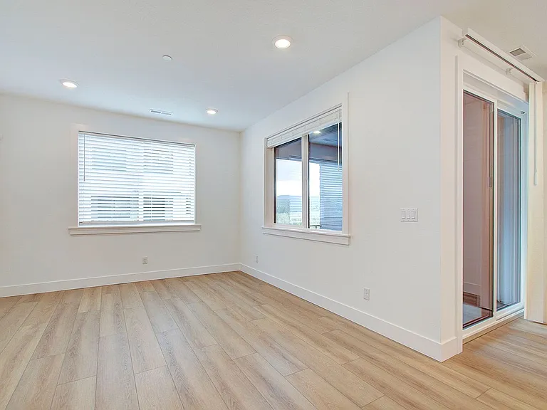 6487 NW Olympic Ln #27 — Photo 12