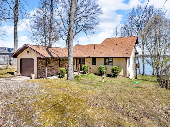 1704 Little Dr, Horton, MI 49246