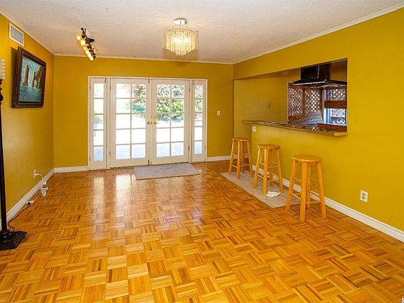 5th image of 2793 Fyler Pl