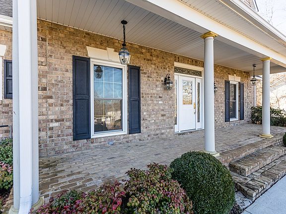 2nd image of 378 Acorn Dr