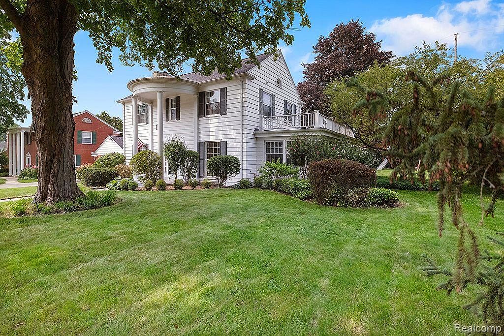 485 Marywood Dr NE, Grand Rapids, MI 49505 Zillow