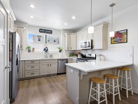 4th image of 4190 W Hardman Way