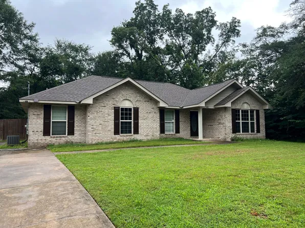402 32nd Pl E, Tuscaloosa, AL 35405