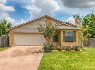 2124 La Brisa Dr, Bryan, TX 77807