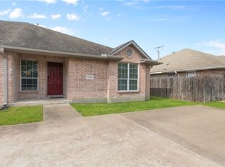 3766 Oldenburg Ln, College Sta, TX 77845