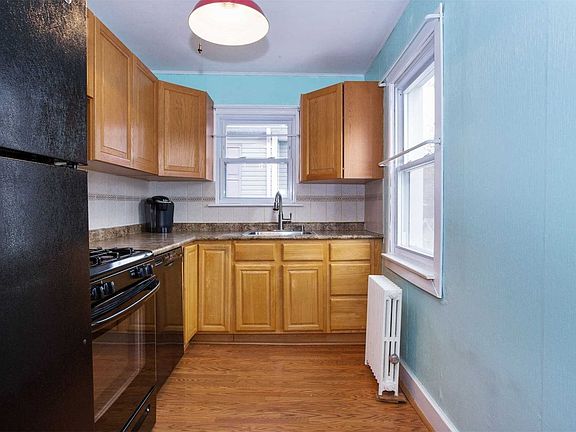 2nd image of 57 Vanderbilt Ave Floor 2