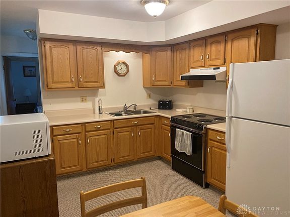 4th image of 7611 Washington Park Dr