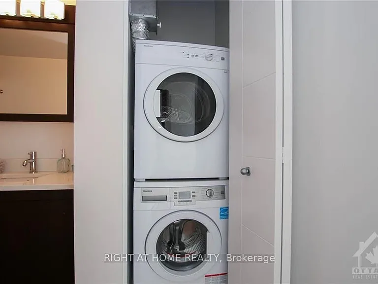 40 Nepean St #2306 — Photo 20