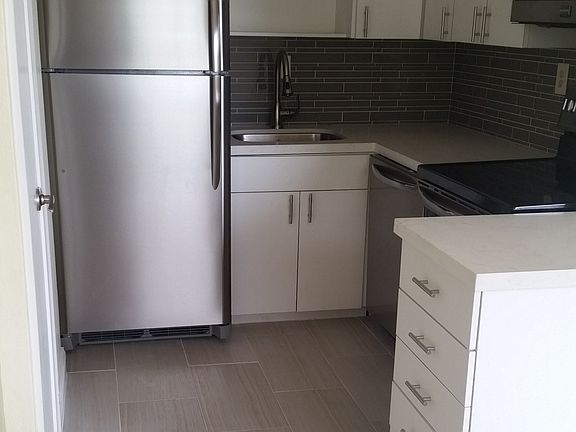 5th image of 8701 SW 141st St APT M8
