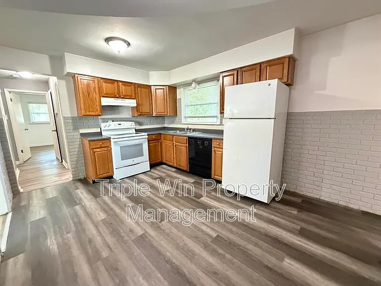 6801 Knoll Ave — Photo 9