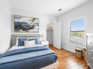 9800 Capitol View Dr, Austin, TX 78747