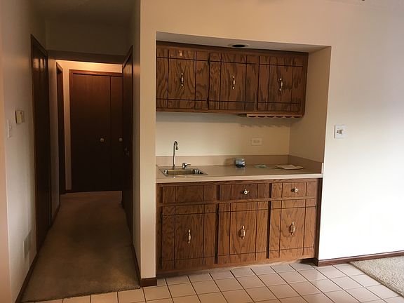 3rd image of 7405 Tiffany Dr APT 1SE