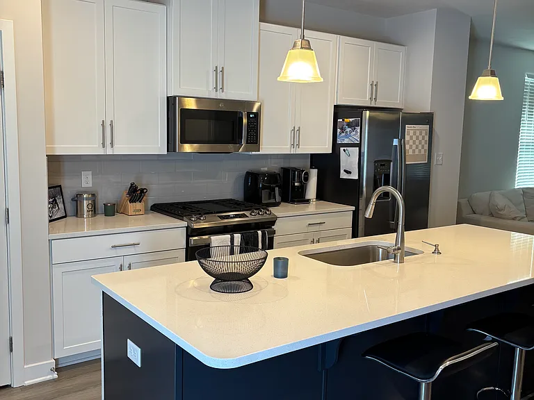 501 Nolan Cir — Photo 9