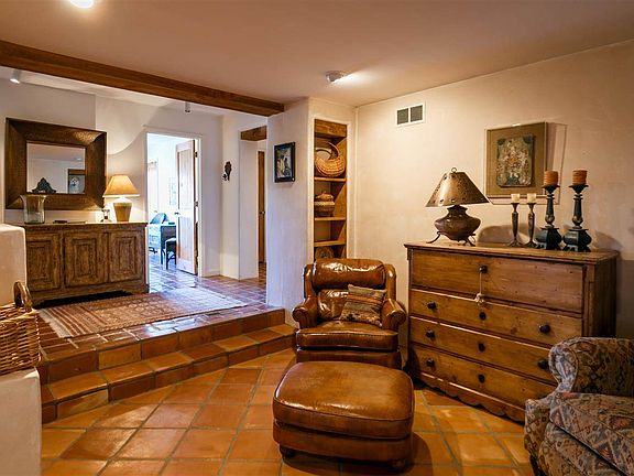 5th image of 845 Camino Del Este