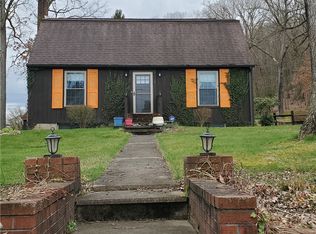 25 Park St, Franklin, PA 16323