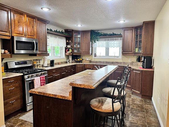 5th image of 10208 S 113th St