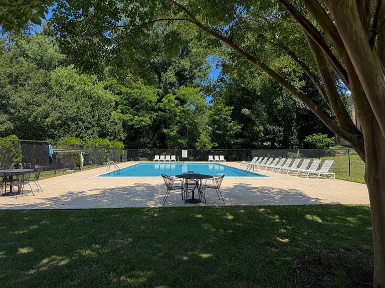 Forestbrook Apartments — Photo 28