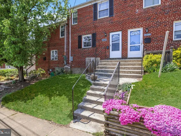 2916 Hickory St, Alexandria, VA 22305