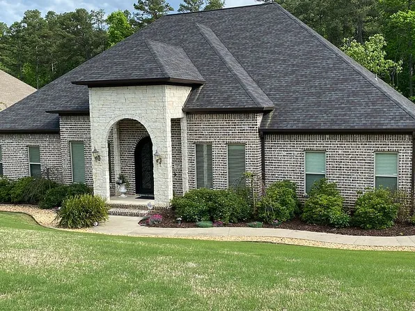 2 Tory Ct, Little Rock, AR 72211