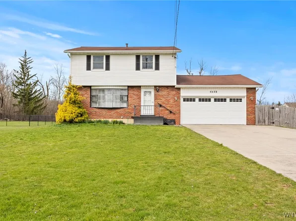 6638 Ward Rd, Niagara Falls, NY 14304