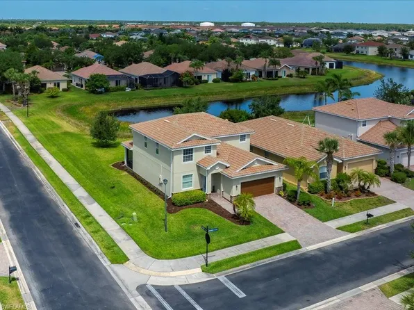 2478 Heydon CIR E, NAPLES, FL 34120