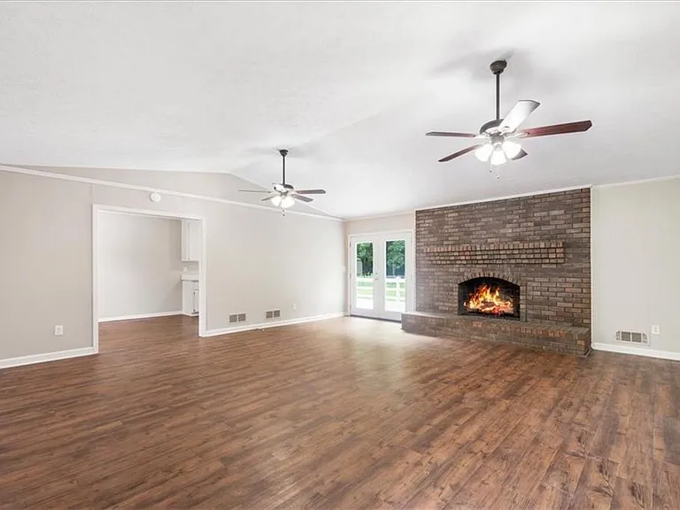 5146 Bramblewood Dr — Photo 8
