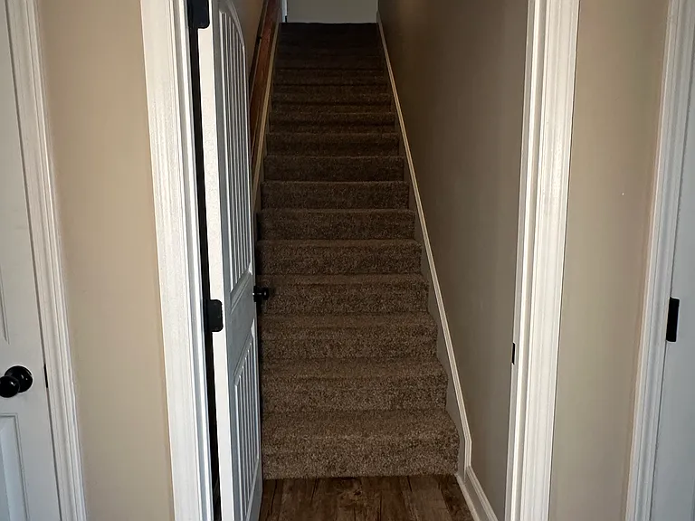 1124 Eagles View Dr — Photo 30