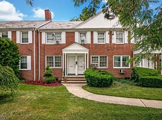 132 A Boyden Ave #132A, Maplewood, NJ 07040