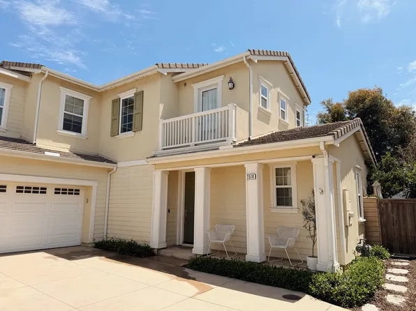 2518 Cornerstone Ln, Costa Mesa, CA 92626