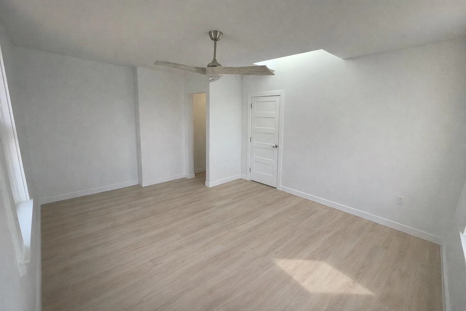 1808 Cleveland Ave — Photo 2