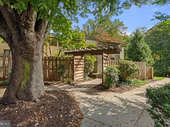 5669 Harpers Farm Rd Unit B, Columbia, MD 21044