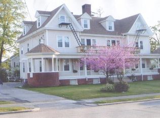 29 Allen Ave APT 2L, Pawtucket, RI 02860