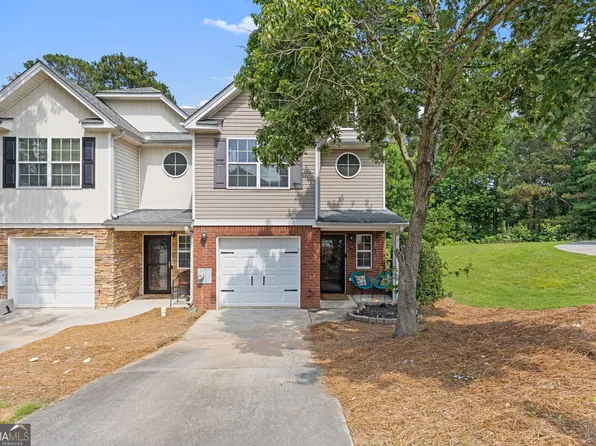 1456 Box Cir, Winder, GA 30680