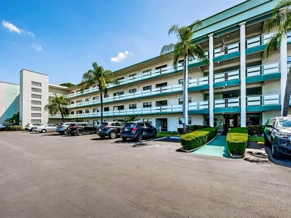 5970 80th St N Unit 405, Saint Petersburg, FL 33709