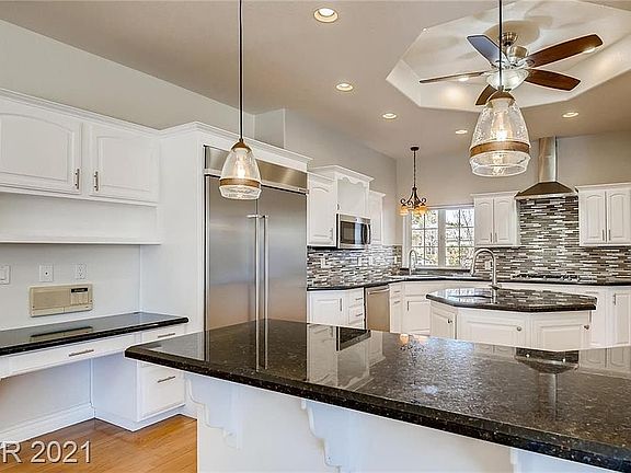 4th image of 7725 Willow Cove Cir