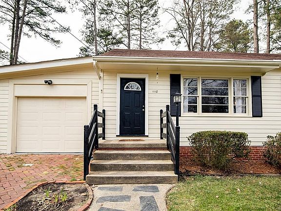 2nd image of 1118 Bridle Ln