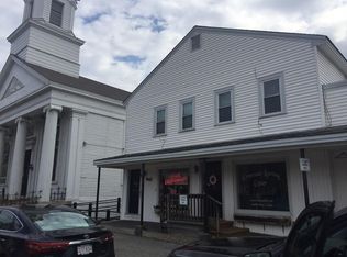 1 Milford St #4, Upton, MA 01568