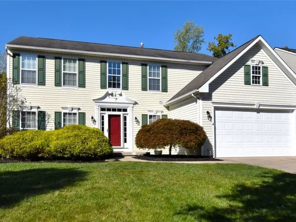 10045 Brushwood Dr, Streetsboro, OH 44241