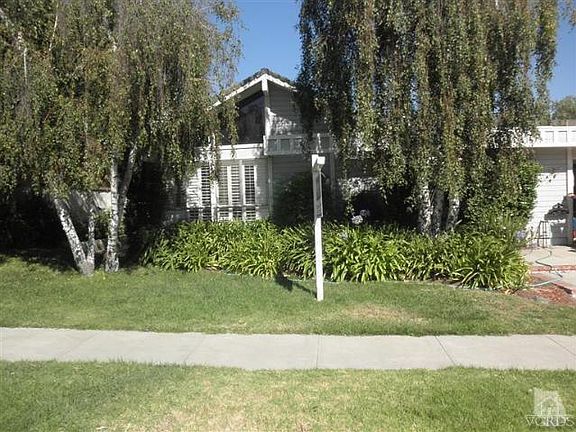 3rd image of 2764 N Atherwood Ave