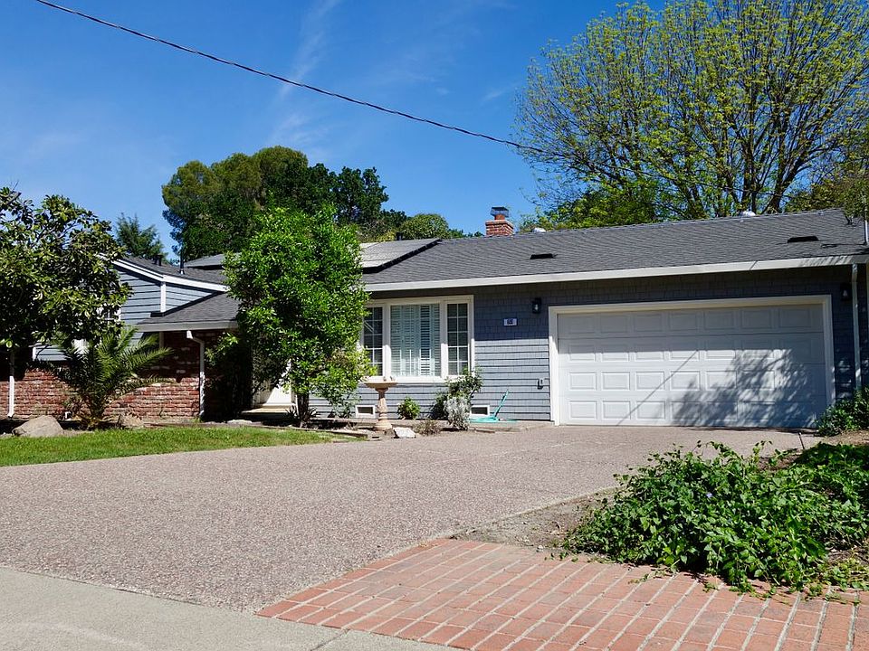 1st image of 609 Maureen Ln