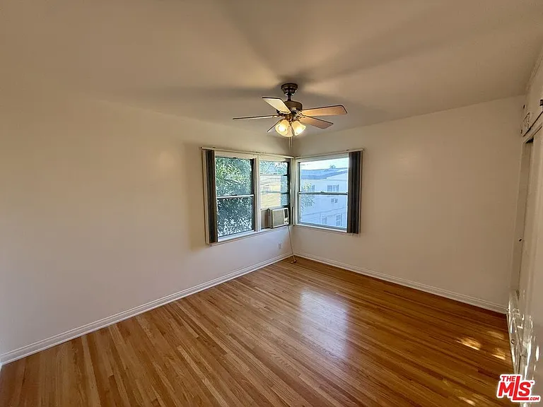 14944 Dickens St #3 — Photo 10
