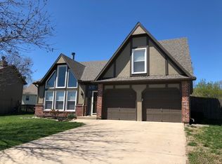 6312 McCoy St, Shawnee, KS 66226