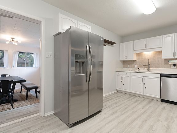 5th image of 203 22nd St