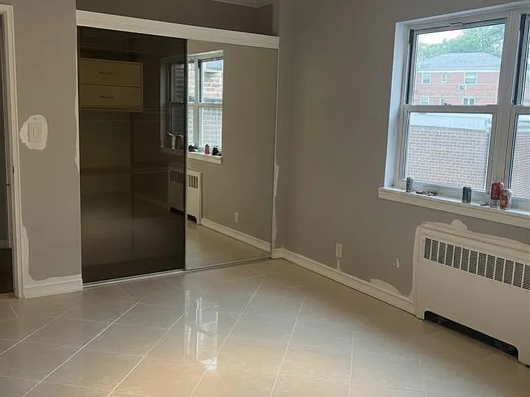196-23 Dunton Ave #2B — Photo 12