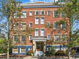 756 Broadway E #202, Seattle, WA 98102