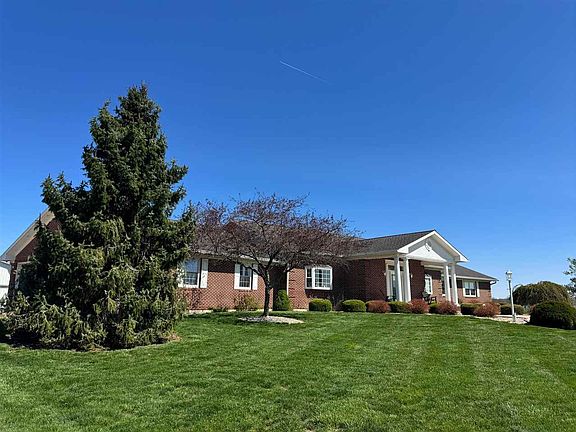 4th image of 354 W Farlow Rd