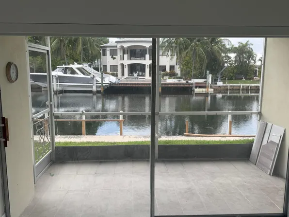 460 Paradise Isle Boulevard #101, Hallandale Beach, FL 33009