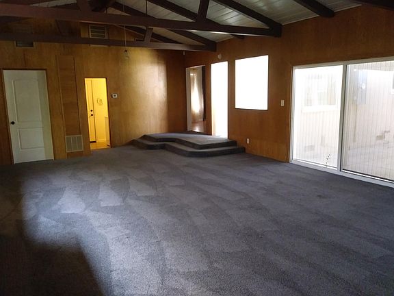 5th image of 417 Hollywood Ave