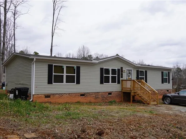 645 Avenue K, Lexington, NC 27292